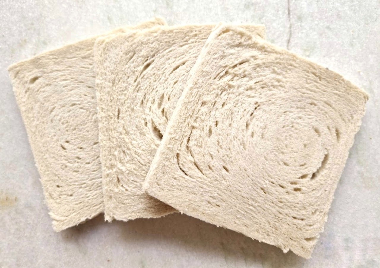 PÃO DE FORMA SEM CASCA VERTICAL